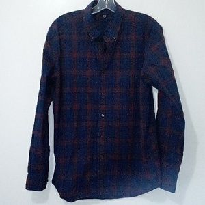 Uniqlo blue red plaid button down shirt